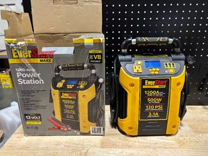 Ever Start Maxx 1200 Amp Power Station
