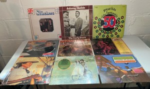 Vintage vinyl LP record lot (8 albums) classic pop, rock, country & compilations