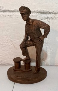 US Navy Chief petty officer The Chief Monument figurine by Leo Irrera