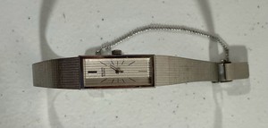 Vintage Seiko quartz ladies tank watch with integrated mesh bracelet