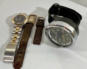 Vintage Dacor scuba depth gauge wrist meter & lot of 2 mens wristwatches with extra strap