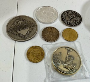 Lot of 7 vintage commemorative medals-tokens, VFW, Maple wood stamp club & 1776 fugio replica