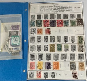 Approx.. 200 Austria 1916-19802 stamps