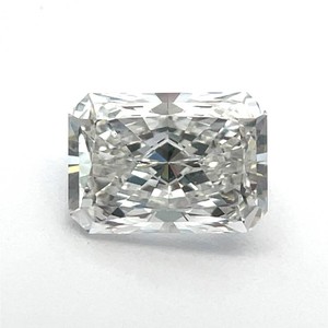 2.10 Carat IGI Certified Lab-Grown Radiant Brilliant Diamond Retail $3,150  $200 Setting Gift Certificate