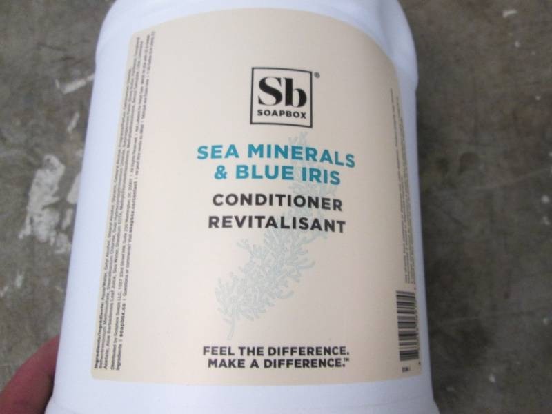 1 Gallon seainerals and blue iris conditioner