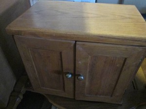 Small end table with cupboard 21 x 13 x 17