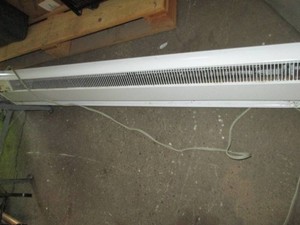 Electric plug in baseboard heater, 3 feet wide