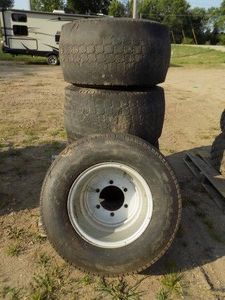 4 - Wheels & Tires  Utility Tractor
