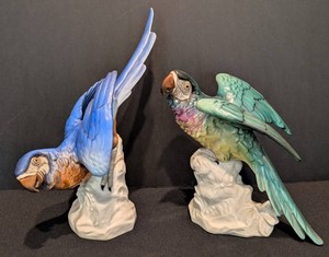 DR - Pair of Vintage Unterweissbach Porcelain Macaw  Parrot Figurines