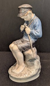 Vintage Royal Copenhagen Porcelain Figurine - The Whittler (#905)