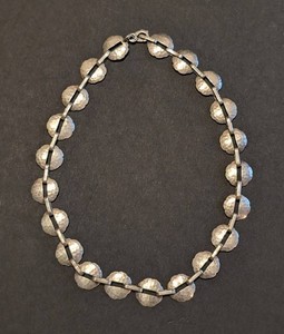 SR - Sterling Silver Coin Necklace - 835 Scalloped Disc Link