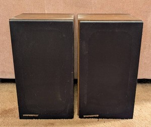 SR - Vintage Bookshelf Speakers - Synergistics Walnut Grain Vinyl Pair