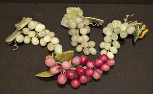 SR - Decorative Grape Clusters - Green & Pink Beaded Fruit Decor (Lot of 4)