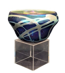 LR - Art Glass Bowl - Robert Doring Signed