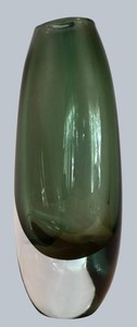 BR1 - Vintage Sommerso Art Glass Vase Green Clear Overlay 1950s