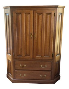 FR - Vintage Entertainment Center