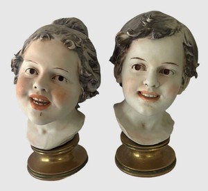 FR - Pair of Hand Painted Vintage Italian Triade Porcelain Busts by Luigi Benacchio