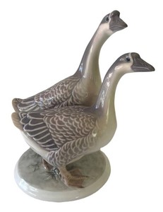 FR - Royal Copenhagen Pair of Geese by Peter Herold