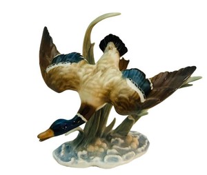 LR - Porcelain Duck Figurine - Vintage Hutschenreuther Hans Achtziger Mallard