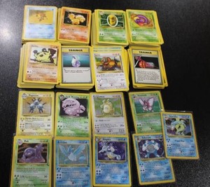 1999-2002 WOTC Vintage Pokemon Card Lot  300 Cards  9 Holos