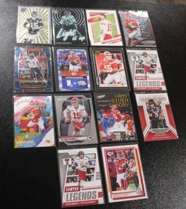 Patrick Mahomes Football Card Lot  14 Cards