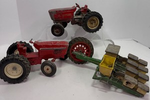 Ertl Vintage Toy Tractor Lot of 3 John Deere Corn Planter
