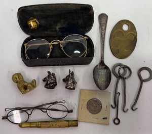 Solid Brass Vintage Cow Tag, 12KGF Antique Glasses with Case Small Misc Collectibles Lot