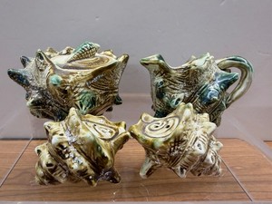 Four-Piece LOT Decorative Ceramic Conch Seashells Sugar Creamer Salt And Pepper Shakers