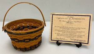 Collectible 1998 Longaberger J.W. Collection Miniatures Apple Basket With COA