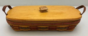 Collectible 1993 Longaberger Pie Basket With Woooden Lid 6.5 x 14.5