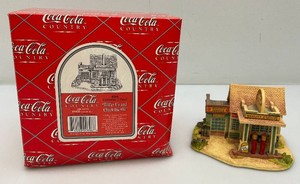 Discontinued Collectible Coca-Cola Country Series Lilliput Lane Quality Gas Station Filler Up And Check The Oil Miniature With Original Box