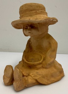 Vintage Rare Dave Grossman Designs Clay Sculpture Figurine Girl With Hat Seated 9