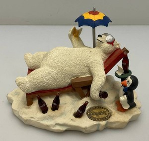 Vintage Collectible Heritage Collection Coca-Cola Bear Teach The World To Sing Cool Break Figurine 4 x 5.5