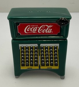 Vintage Collectible Miniature Coca-Cola Bottle Dispenser Salt & Pepper Shakers