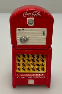 Vintage Collectible Miniature Coca-Cola Soda Machine Salt & Pepper Shakers