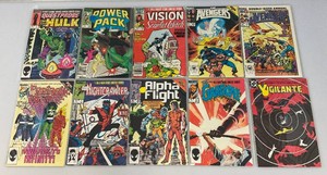 Misc. Old Collectible Marvel Comics Including The Hulk And More (Bagged)