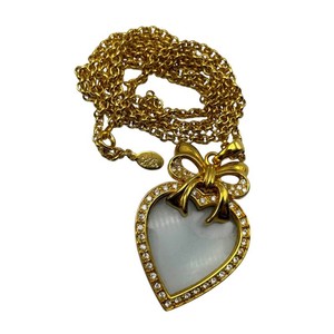 Vintage Joan Rivers Gold-Tone Heart Magnifying Glass Pendant Necklace