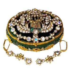 Joan Rivers Vintage Rhinestone Castle Brooch, Earrings & Enamel Trinket Box Set