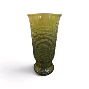 vintage Anchor Hocking Soreno vase features a textured avocado green crinkle finish in a mid-century modern design