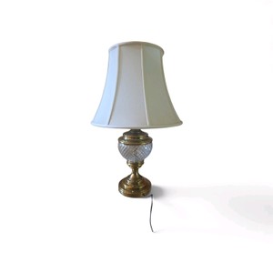 vintage Waterford Crystal pineapple table lamp featuring a cut crystal body and polished brass base