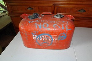Vintage 6-Gallon Outboard Motor Metal Fuel Tank