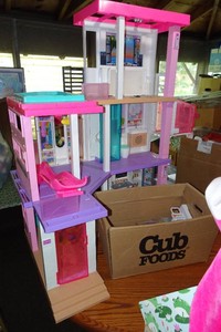 Barbie Dreamhouse Doll House and Accessories