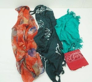 (3ct) Womens Scarves (1ct) hankey