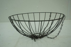 3 hanging planter baskets
