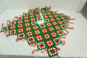 Vintage Crochet Christmas Tree Skirt (green, red, white)