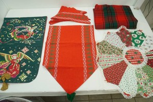 Vintage Christmas Linens and Quilts