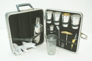 Vintage The Portable Pub By Londonaire. Portable Bar