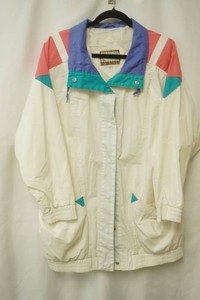 Curtain Scene ladies outerwear size L with a cotto shell and nylon linning