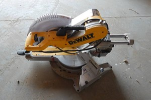 DeWalt Miter saw