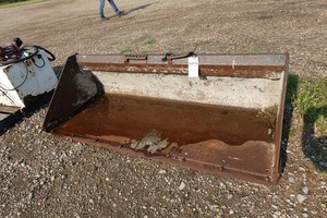 Skid Steer bucket
